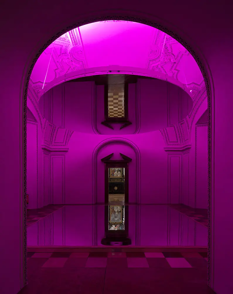 Deckendesign-Mirror Domquartier farbig