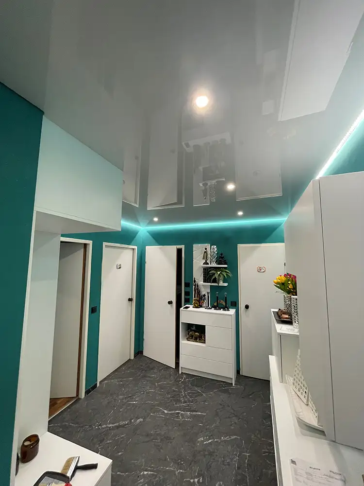 Spanndecke im Vorraum
