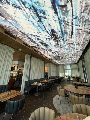 Bedruckte Lichtdecke Restaurant
